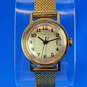 Vintage 1976 Timex Mechanical Wind 25mm Women's Watch New Mesh Bracelet Restored